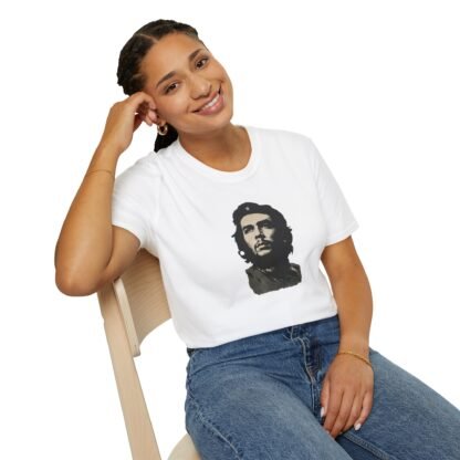 Che Guevara Unisex Softstyle T-Shirt, Vintage Graphic Tee, Casual Wear, Gift for History Buffs, Iconic Political Apparel, Unisex Fashion - Image 5